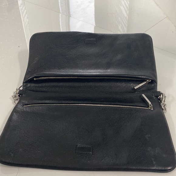 GOOD CONDITION TORY BURCH BLACK LEATHER BAG - Picture 8 of 8